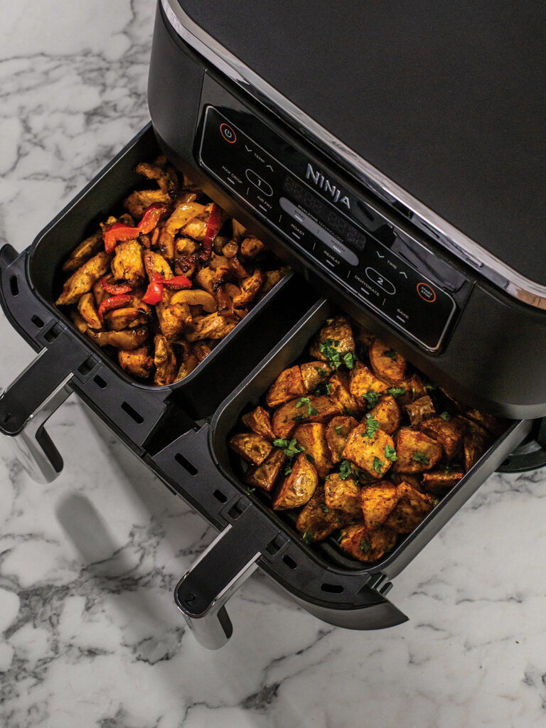 Ninja-Foodi-Air-Fryer-AF300UK-Open-Fajitas-2-1200x1600
