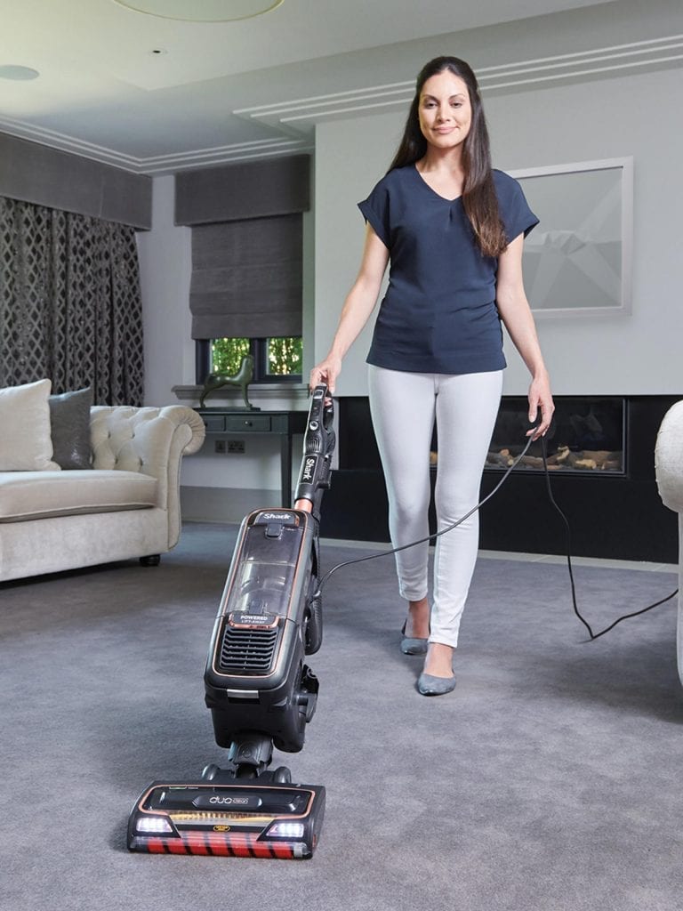 SHARK-AZ950UKT-Vacuum-Cleaner-1200x1600